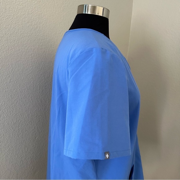 FIGS Capri Blue Casma-Three Pocket Scrub Top Size XL PO1203 - Picture 7 of 14